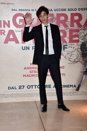 In Guerra per Amore Filmpremiere in Rom Rome, Red Carpet In Guerra per Amore. Pictured: Eduardo Valdargnini Burberry dress  Copyright: xCamillaxMorandix xIPAx