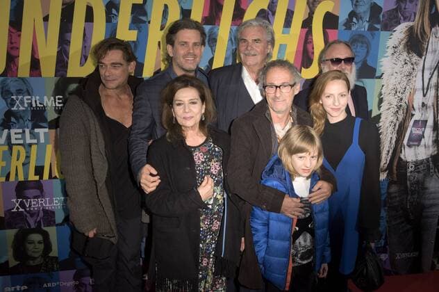 Martin Feifel, Steffen Groth, Hannelore Elsner, Peter Simonischek, Dani Levy, Ewi Rodriguez, Katharina Schüttler und Friedrich Liechtenstein bei der Premiere des Kinofilms Die Welt der Wunderlichs im Kant Kino. Berlin, 12.10.2016 Foto:xF.xKernx xFuturexImage