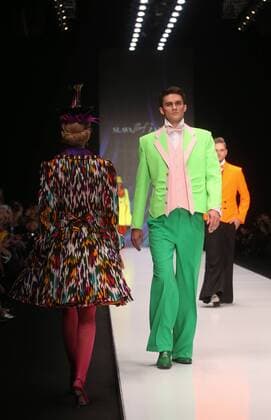 MOSCOW, RUSSIA â€“ OCTOBER 13, 2016: Models showcase creations during a runway show for the Spring Summer 2017 collection by designer Slava Zaitsev at the Mercedes-Benz Fashion Week Russia in the Manege Central Exhibition Hall. Vyacheslav Prokofyev TASS  TS0346AC