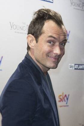 London, UK. 13 October 2016. Actor Jude Law at the UK premiere of the Sky Original Production The Young Pope. The 10-part series, created by Academy Award-winning director Paolo Sorrentino will be broadcast exclusively on Sky Atlantic from 27th October. Jude Law, The Young Pope, London, UK 