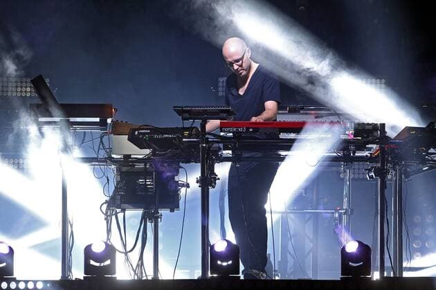 SCHILLER LIVE 2016. Keyboarder Christopher von Deylen ( Schiller ) während eines Konzertes im Rahmen seiner SCHILLER LIVE 2016 - Tour am 13.10.2016 vor 3.500 Fans in der Arena Leipzig.