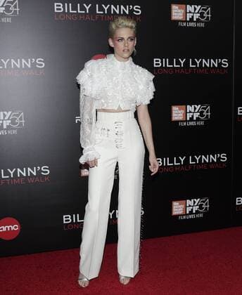 Kristen Stewart arrives on the red carpet at a Special World Premiere Presentation of Billy Lynn s Long Halftime Walk part of New York Film Festival at AMC Loews Lincoln Square 13 Theater on October 14, 2016 in New York City.  NYP20161014107 JOHNxANGELILLO