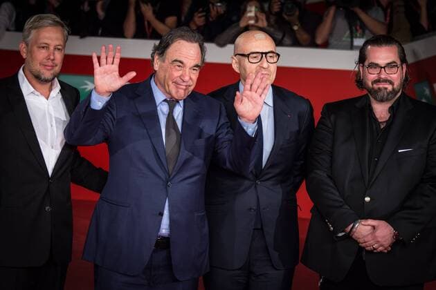 Filmfest in Rom - Filmpremiere Snowden Rome: Red Carpet Snowden (L-R) Eric Kopeloff, Oliver Stone, Fernando Sulichin, Philip Schulz-Deyle during the 11th International Film Festival. It is a movie of disillusioned with the intelligence community, top contractor Edward Snowden (Joseph Gordon-Levitt) leaves his job at the National Security Agency.  AndreaxRonchini