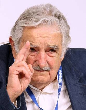 IAPA Konferenz in Mexiko-Stadt Uruguay s former President Jose Mujica takes part at a conference during the 72nd General Assembly of the Inter American Press Association in Mexico City, Mexico, 14 October 2016. Donald Trump s attacks to the press have been the main topic of the conference today. EFE Jorge Nunez GENERAL ASSEMBLY OF THE INTER AMERICAN PRESS ASSOCIATION !ACHTUNG: NUR REDAKTIONELLE NUTZUNG!  MEX001 20161015-636120964293555578