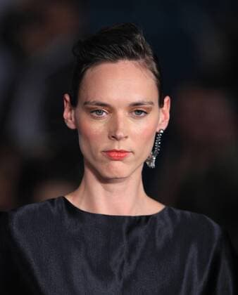 Mexico City Fashion Week - Alfredo Martinez Modenschau A model presents creations by Mexican Designer Alfredo Martínez, during the fourth day of the Fashion Week in Mexico City, Mexico, 14 October 2016. EFE Mario Guzman FASHION WEEK IN MEXICO !ACHTUNG: NUR REDAKTIONELLE NUTZUNG!  MEX123 20161015-636121098200467138