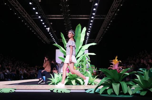 MOSCOW, RUSSIA - OCTOBER 16, 2016: A model showcases creations during a runway show for the Spring Summer 2017 collection by the Detsky Mir collection in the Manege Central Exhibition Hall. Vyacheslav Prokofyev TASS  TS034AE8