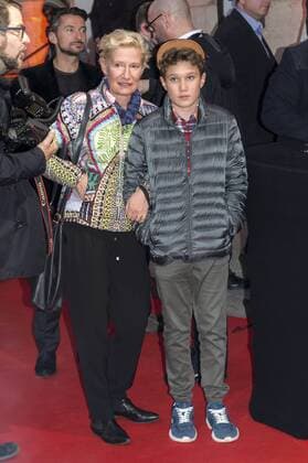Sonja Jürgens mit Sohn Milo Jürgens bei der Galapremiere des Musicals Sister Act im Stage Theater des Westens. Berlin, 16.10.2016 Foto:xK.xWernerx xFuturexImage