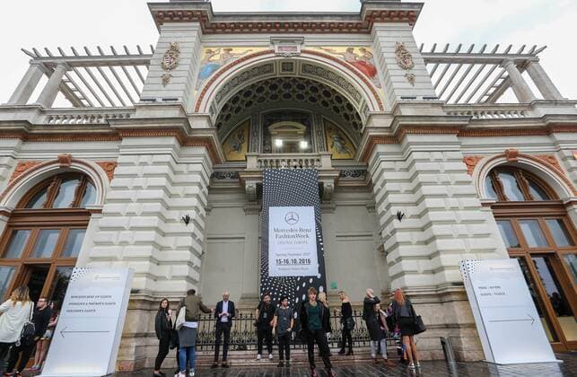 October 15, 2016 - Budapest, Hungary - The gate on Mercedes-Benz Fashion Week Central Europe on Oct 15, 2016 at VoÂ¡rkert BazoÂ¡r in Budapest, Hungary. Budapest Hungary  - ZUMAn230