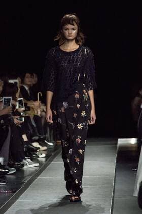 Tokio Fashion Week - Ujoh Modenschau October 17, 2016 - Tokyo, Tokyo, Japan - A model walks the runway during the Ujoh show as part of Fashion Week Tokyo Spring Summer 2017. Tokyo Japan - ZUMAc166