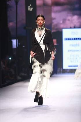 NEW DELHI, INDIA - OCTOBER 15: A model showcases the creation of designer Masaba Gupta during Amazon India Fashion Week Spring-Summer 17 at NSIC Exhibition Complex on October 15, 2016 in New Delhi, India. (Photo by Amal Ks Hindustan Times) Amazon India Fashion Week Spring Summer 2017