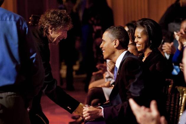 October 13, 2016 - Washington, DC, United States of America - Singer Bob Dylan reaches out to thank U.S. President Barack Obama and First Lady Michelle Obama following his performance during the In Performance At The White House: A Celebration Of Music From The Civil Rights Movement concert in the East Room of the White House.February 9, 2010 in Washington, DC. Washington United States of America - ZUMAp138
