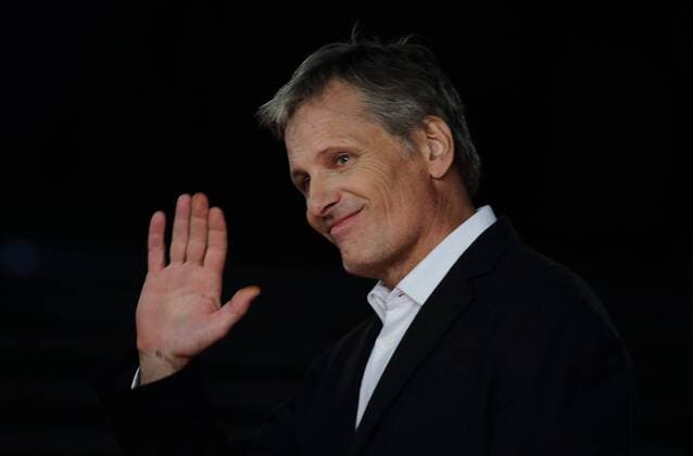 Filmfest in Rom - Captain Fantastic Filmpremiere Otober 17, 2016 - Rome, Italy - British actor VIGGO MORTENSEN on the red capet of Captain Fantastic during the ROme Film Festival 2016. Rome Italy - ZUMAi15_