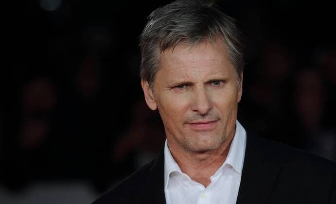 Filmfest in Rom - Captain Fantastic Filmpremiere Otober 17, 2016 - Rome, Italy - British actor VIGGO MORTENSEN on the red capet of Captain Fantastic during the ROme Film Festival 2016. Rome Italy - ZUMAi15_