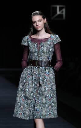 October 17, 2016, Tokyo, Japan - A model displays a creation of Japanese designer Tae Ashida at her spring and summer collection in Tokyo as a part of Japan Fashion Week on Monday, October 17, 2016. Tae Ashida celebrated her 25th anniversary collection.  (lwxa005430)