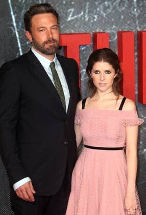 Ben Affleck und Anna Kendrick bei der The Accountant Film Premiere am 17.10.2016 in London The Accountant Kino Premiere in London, 2016 