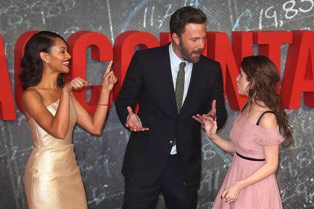 Cynthia Addai-Robinson, Ben Affleck und Anna Kendrick bei der The Accountant Film Premiere am 17.10.2016 in London The Accountant Kino Premiere in London, 2016 