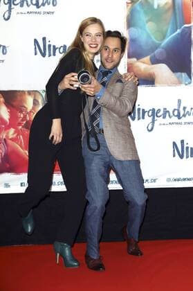 Saskia Rosendahl und Ludwig Trepte bei der Premiere des Kinofilms Nirgendwo im Cubix Kino. Berlin, 17.10.2016 Foto:xS.xGabschx xFuturexImage