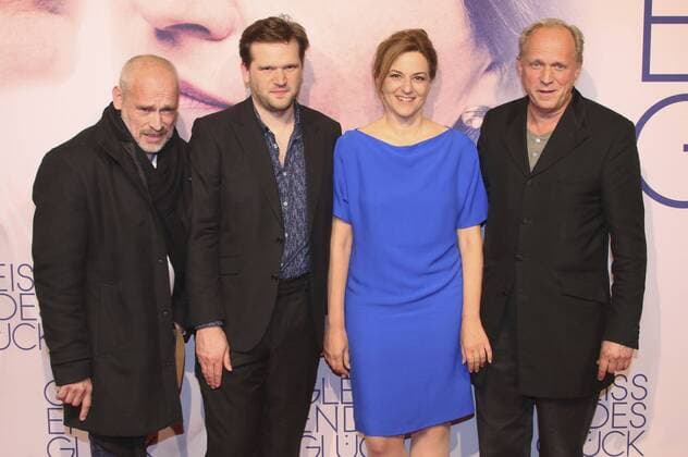 Johannes Krisch, Sven Taddicken, Martina Gedeck und Ulrich Tukur Premiere Premiere von GLEISSENDES GLUECK , Holi Kino Hamburg, 18.10.2016 Foto:xgbrcix xFuturexImage