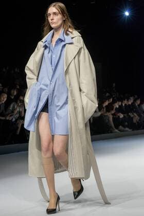 October 19, 2016 - Tokyo, Tokyo, Japan - A model presents a creation by designer Takeshi Kitazawa Emiko Sato for brand Dressedundressed as part of Fashion Week Tokyo Spring Summer 2017. Tokyo Japan - ZUMAc166 20161019_zap_c166_066