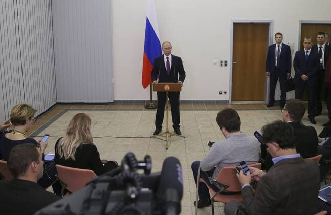 BERLIN, GERMANY - OCTOBER 19, 2016: Russia s President Vladimir Putin gives a press conference following talks on situation in Syria and eastern Ukraine. Mikhail Metzel TASS  TS034F3C