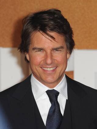 October 20, 2016 - London, England, United Kingdom - Tom Cruise attends the European Premiere of Jack Reacher: Never Go Back at Cineworld Leciester Square. London United Kingdom - ZUMAs147 20161020_zap_s147_005