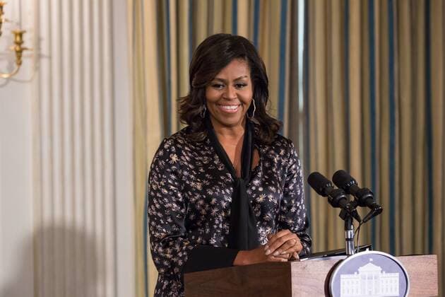 October 21, 2016 - Washington, DC, United States - In the State Dining Room of the White House, in Washington, D.C., USA, on 21 October 2016, First Lady Michelle Obama speaks to students during a Grammy Museum musical workshop. Washington United States  - ZUMAn230 20161021_zaa_n230_264
