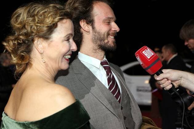21.10.2016, Frankfurt, Alte Oper, roter Teppich Red Carpet beim Hessischer Film- und Kinopreis 2016 Margarita Broich Preisträgerin beste Schauspielerin mit ihrem Sohn Franz Broich-Wuttke