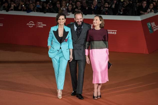 Rome: Red carpet the English Patient (C) Ralph Fiennes, (R) Kristin Scott Thomas and (L) Juliette Binoche walk a red carpet for The English Patient - Il Paziente Inglese during the 11th Rome Film Festival at Auditorium Parco Della Musica.  AndreaxRonchini