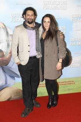 Nicolas Buitrago und Maja Maneiro bei der Premiere des Kinofilms Ostfriesisch für Anfänger im Kino in der Astor Filmlounge. Berlin, 24.10.2016 Foto:xS.xGabschx xFuturexImage