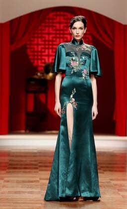 BEIJING, Oct. 25, 2016 -- A model presents a creation by designer Zhang Zhifeng at a haute couture show during the China Fashion Week in Beijing, capital of China, Oct. 25, 2016. The fashion week was held in Beijing from Oct. 25 to Nov. 2. ) (ry) CHINA-BEIJING-FASHION WEEK (CN) ChenxJianli 