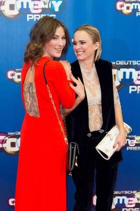 Koeln, Germany 26.10.2016, Deutscher Comedypreis 2016, Jeannine Michaelsen, Annie Hoffmann auf dem roten Teppich ( DeFodi001