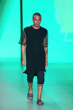 October 27, 2016 - Sao Paulo, Brazil - Model presents creation by Ratier, during the Sao Paulo Fashion Week, winter 2017 edition, this Thursday , in Sao Paulo, Brazil. Sao Paulo Brazil - ZUMAl146 20161027_zaf_l146_060