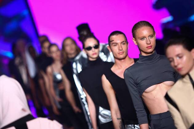 October 27, 2016 - Sao Paulo, Brazil - Model presents creation by Ratier, during the Sao Paulo Fashion Week, winter 2017 edition, this Thursday , in Sao Paulo, Brazil. Sao Paulo Brazil - ZUMAl146 20161027_zaf_l146_071