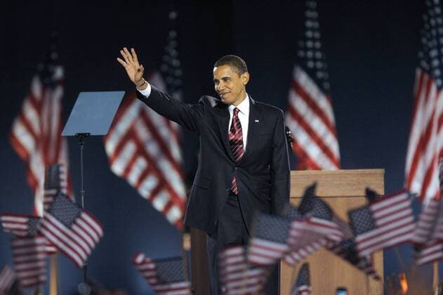 Nov 04, 2008 - Chicago, Illinois, USA - Democratic President elect BARACK OBAMA addresses supporters during his election night victory rally at Grant Park - ZUMAmf1_ 20081104_jes_mf1_477