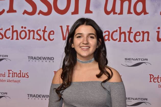 die Findus Sprecherin Roxana Samadi, ist die Tochter des Regisseurs Ali Samadi Ahadi, posiert am 29.10.2016 in Köln bei der Premiere des Films Pettersson und Findus - Das schönste Weihnachten überhaupt im Cinedom in Köln.