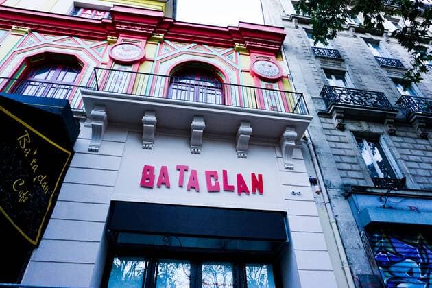 212986 B. Neyman Starface 2016-10-29 Paris France Le Bataclan presente sa nouvelle enseigne un an apres les attentats de Paris illustration anniversaire attentat Bataclan presents its new brand one year after the terrorist attacks in Paris _sans_perso  Copyright: xB.xNeymanx xStarfacex STAR_212986_019