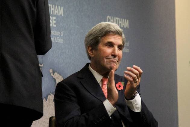 United Kingdom: John Kerry receives Chatham House Prize 2016 US Secretary of State John Kerry speaking at Chatham House in London, after receiving the Chatham House Prize 2016. Kerry and Iranian Minister of Foreign Affairs Dr Mohammad Javad Zarif were jointly awarded the prize in recognition of their crucial roles in successfully negotiating the historic nuclear deal between Iran and the P5+1.  DominicxDudley