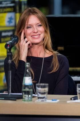 Esther Schweins bei der Buchpremiere bei der Mayersche mit dem Roman Blutige Fesseln am 31.10.2016 in Köln. Buchpremiere bei der Mayersche mit dem Roman Blutige Fesseln in Köln