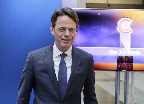 Berlin,, ZDF, XY-Preis Gemeinsam gegen das Verbrechen 2016, Foto: Moderator Rudi Cerne