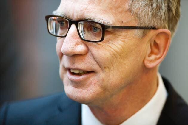 01.11.2016, Berlin, Deutschland, GER, XY-Preisverleihung 2016 - Gemeinsam gegen das Verbrechen - im Hauptstadtstudio des ZDF. Foto: BM Thomas de Maiziere (CDU)