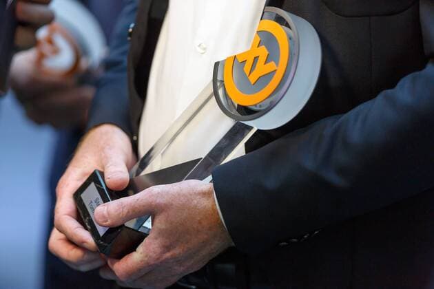01.11.2016, Berlin, Deutschland, GER, XY-Preisverleihung 2016 - Gemeinsam gegen das Verbrechen - im Hauptstadtstudio des ZDF. Foto: Der Preis