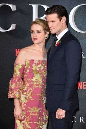 November 1, 2016 - London, London, UK - CLAIRE FOY and MATT SMITH attend the TV premiere of the new Netflix series The Crown about the reign of Queen Elizabeth II. London, UK. London UK  - ZUMAl94_ 20161101_zaf_l94_058