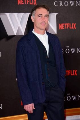 . 01 11 2016. London, United Kingdom. Greg Wise attends The Crown TV series premiere.  xChrisxJosephx xi-Imagesx IIM-13723-0037