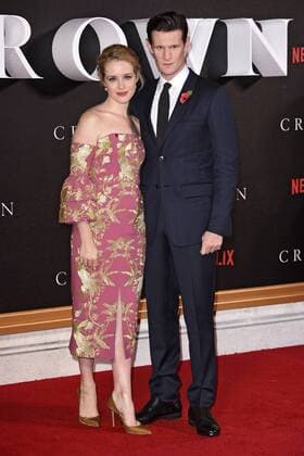 Claire Foy und Matt Smith bei der Weltpremiere der Netflix TV-Serie The Crown im Odeon Leicester Square. London, 01.11.2016 Claire Foy, Matt Smith  Foto:xS.xVasx xFuturexImage