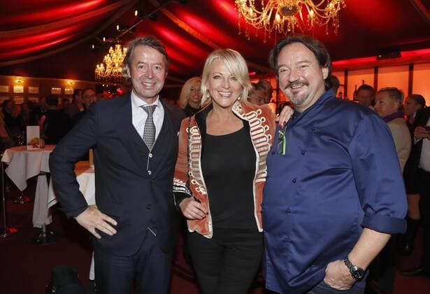 Peter Fissenewert, Ulla Kock am Brink, Kolja Kleeberg bei derGala-Premiere im PALAZZO-Spiegelpalast Berlin.