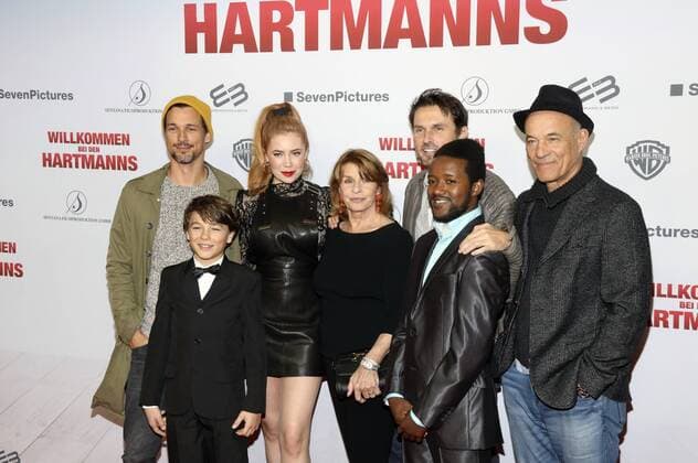 Florian David Fitz, Marinus Hohmann, Palina Rojinski, Senta Berger, Simon Verhoeven, Eric Kabongo und Heiner Lauterbach bei der Premiere des Kinofilms Willkommen bei den Hartmanns im Zoo Palast. Berlin, 02.11.2016 Foto:xA.xBuggex xFuturexImage