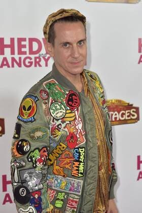 Jeremy Scott bei der Premiere des Kinofilms Hedwig and the Angry Inch im Hollywood Pantages Theatre. Los Angeles, 02.11.2016 Foto:xD.xStarbuckx xFuturexImage