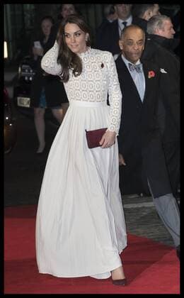 . 03 11 2016. London, United Kingdom. The Duchess of Cambridge arriving at A Street Cat Named Bob premiere in London.  xStephenxLockx xi-Imagesx IIM-13748-0013