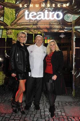Verena Kerth, Alfons Schuhbeck und Alessandra Geissel VIP-Premiere Schuhbecks teatro Sweet Dreams Spiegelpalast Riem bei München 03. November 2016