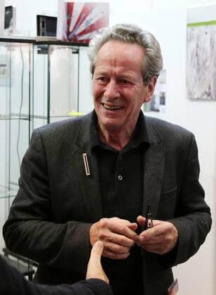 Erfurt - artthuer 05.11.16 , Erfurt, Messehalle, 10. artthuer, Kunstmesse in Thüringen mit Thüringer Künstlern im Bild: Rolf Lindner gewinnt den Kunstpreis